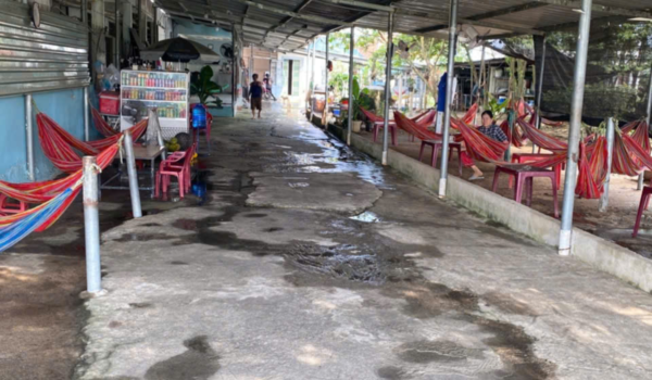 Khu nhà và đất tại thị trấn Hậu Nghĩa, Đức Hòa, Long An với không gian sinh hoạt rộng rãi và tiện ích xung quanh.