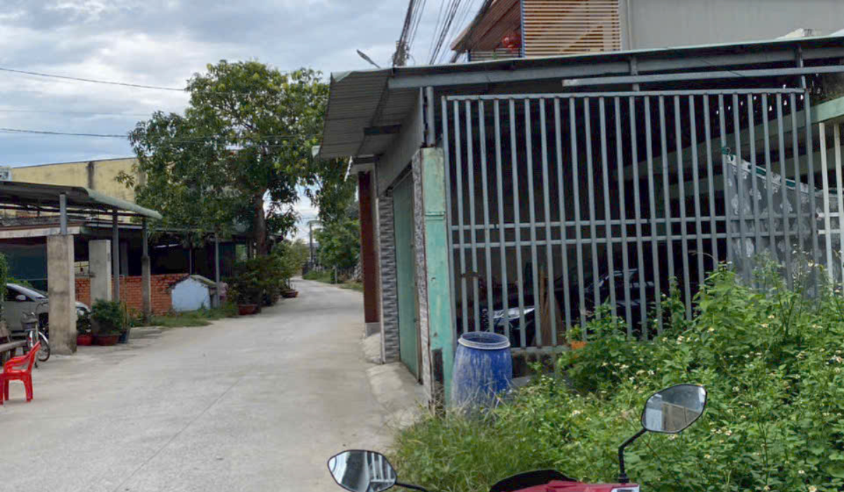 GIẢM GIÁ BÁN SỚM – NHÀ CẤP 4 MẶT TIỀN ĐƯỜNG 5M GẦN TL824, ĐỨC HÒA (NAY THUỘC TÂY NINH)